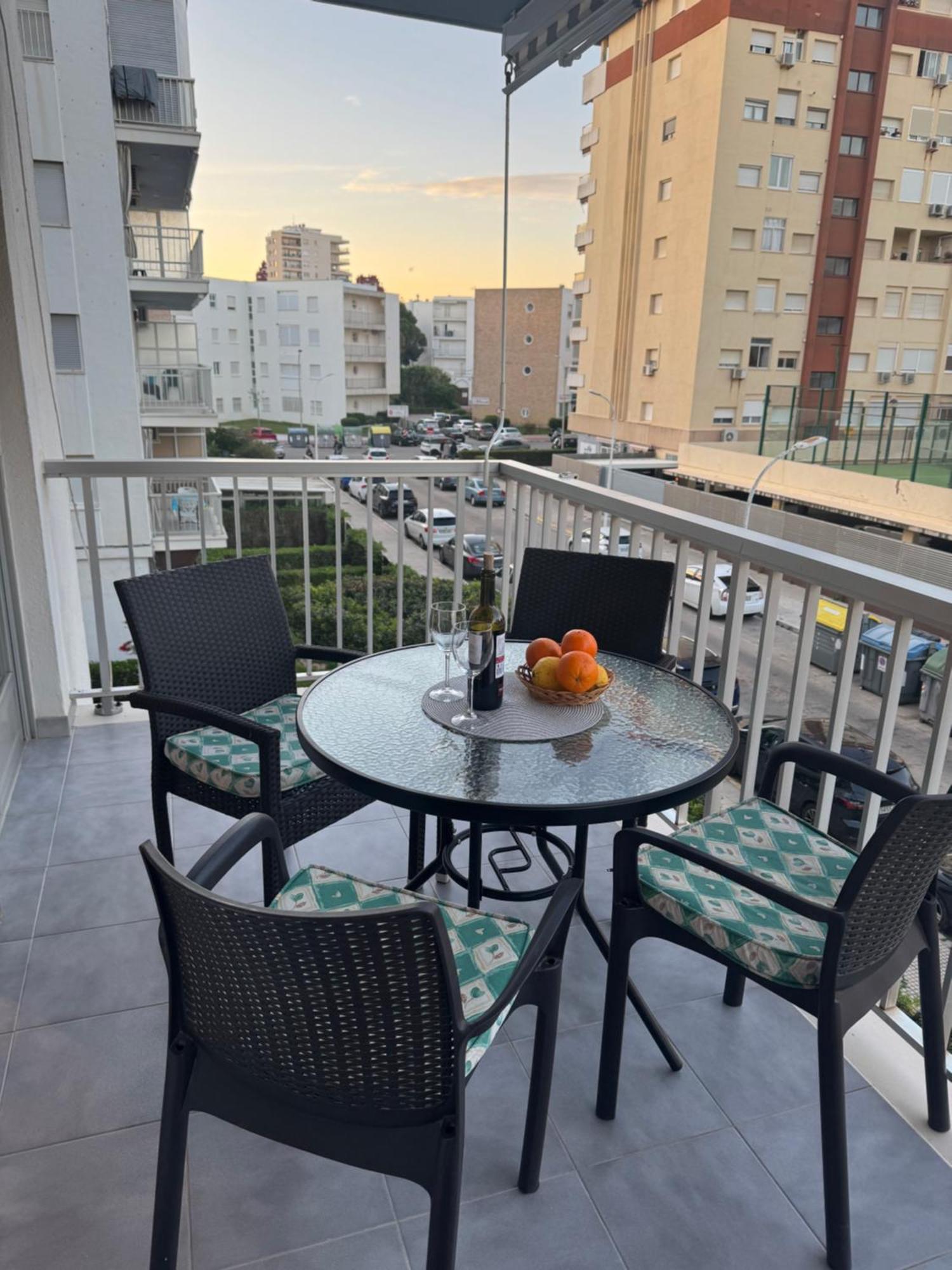 Lovely Family Apartment 2 Min. From The Beach Playa de Gandía Exterior foto